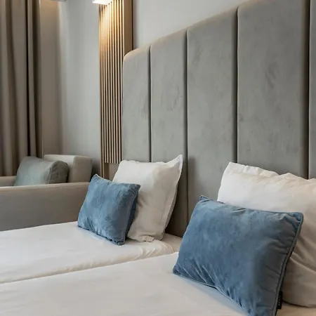Selena Family Hotel