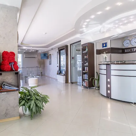 Selena Family Szozopol