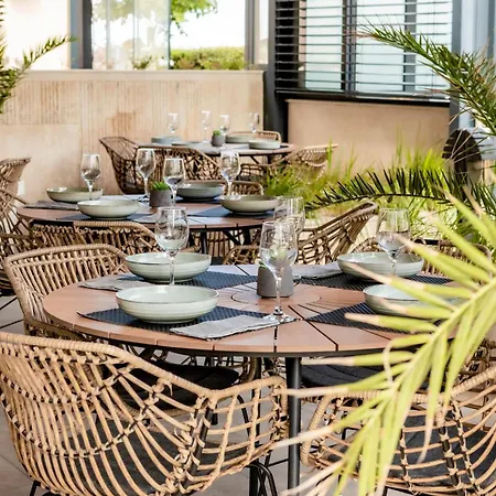 Selena Family Szálloda Szozopol