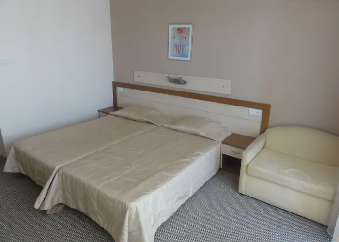 Otel Selena Family 3*