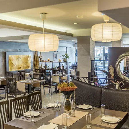 Отель Selena Family 3*