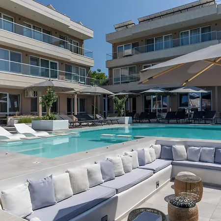 Selena Family Отель