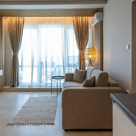 Отель Selena Family 3*